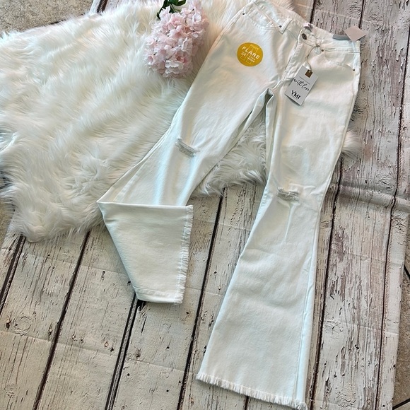 YMI  White Women's Casual  Flare Leg Jeans Raw Hem Bell Bottom Denim Pants - Picture 1 of 7